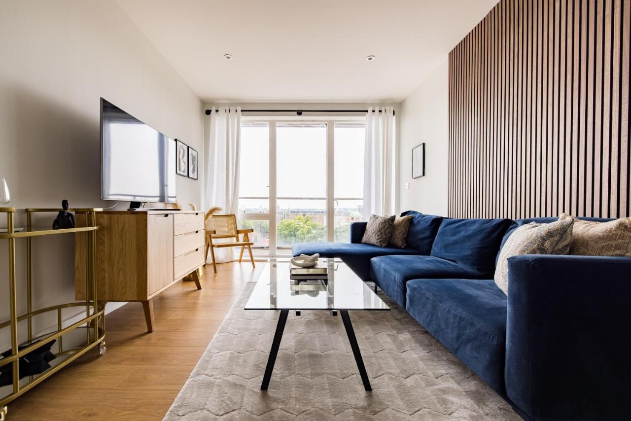 The Limehouse Classic - Endearing 2bdr Flat With Balcony Londres