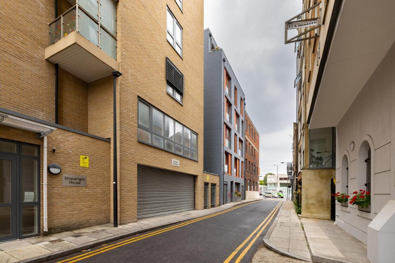 The Limehouse Classic - Endearing 2bdr Flat With Balcony * Londres