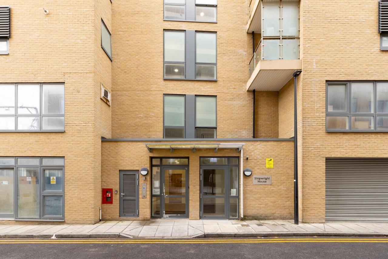 The Limehouse Classic - Endearing 2bdr Flat With Balcony Apartamento *